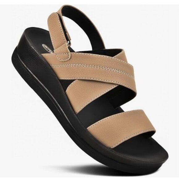 AEROTHOTIC Women's Modern Sandal - Picture 2 of 10